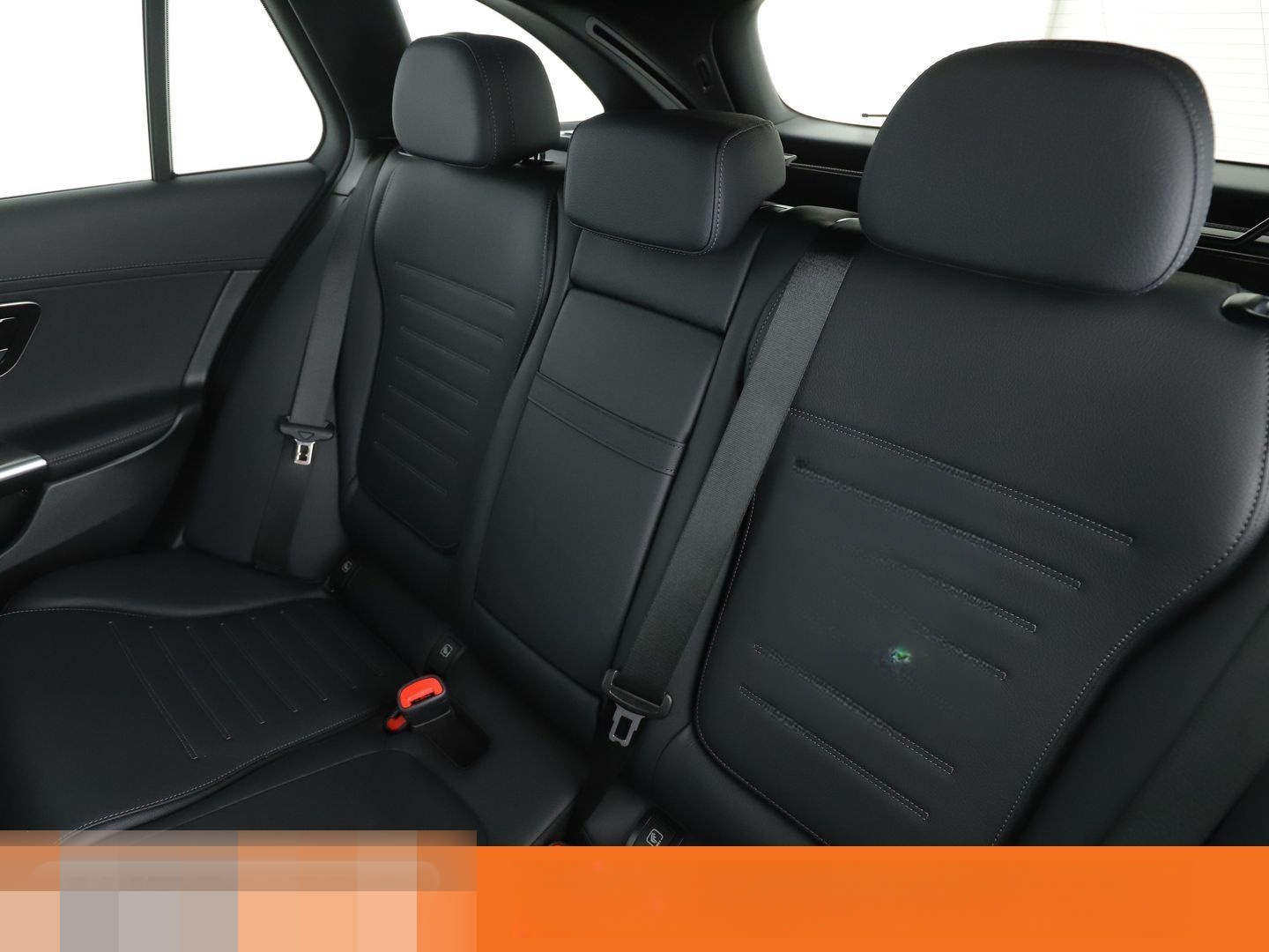 Mercedes-Benz C 300 de T AMG Line Aut. *LED*ACC*CAM*SHZ* foto 14