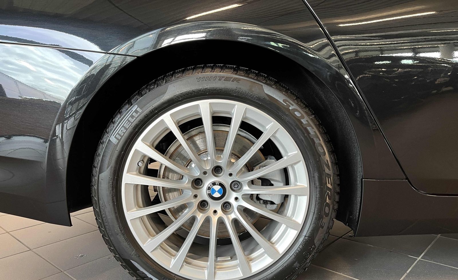 BMW 520d ACC 360°KAM RFK NAVI Standh. LED PDC V+H foto 22