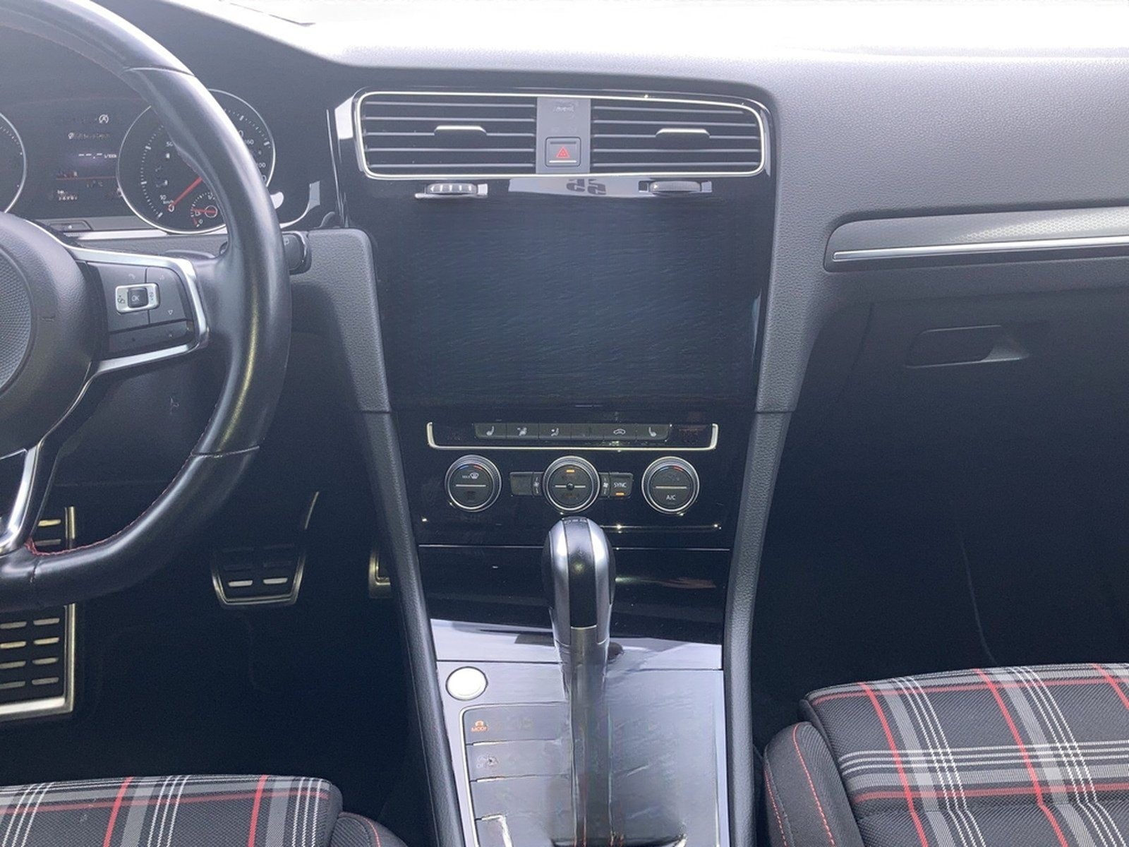 Volkswagen Golf VII GTI 2.0 TSI DSG | PANO | NAVI | ACC | foto 13