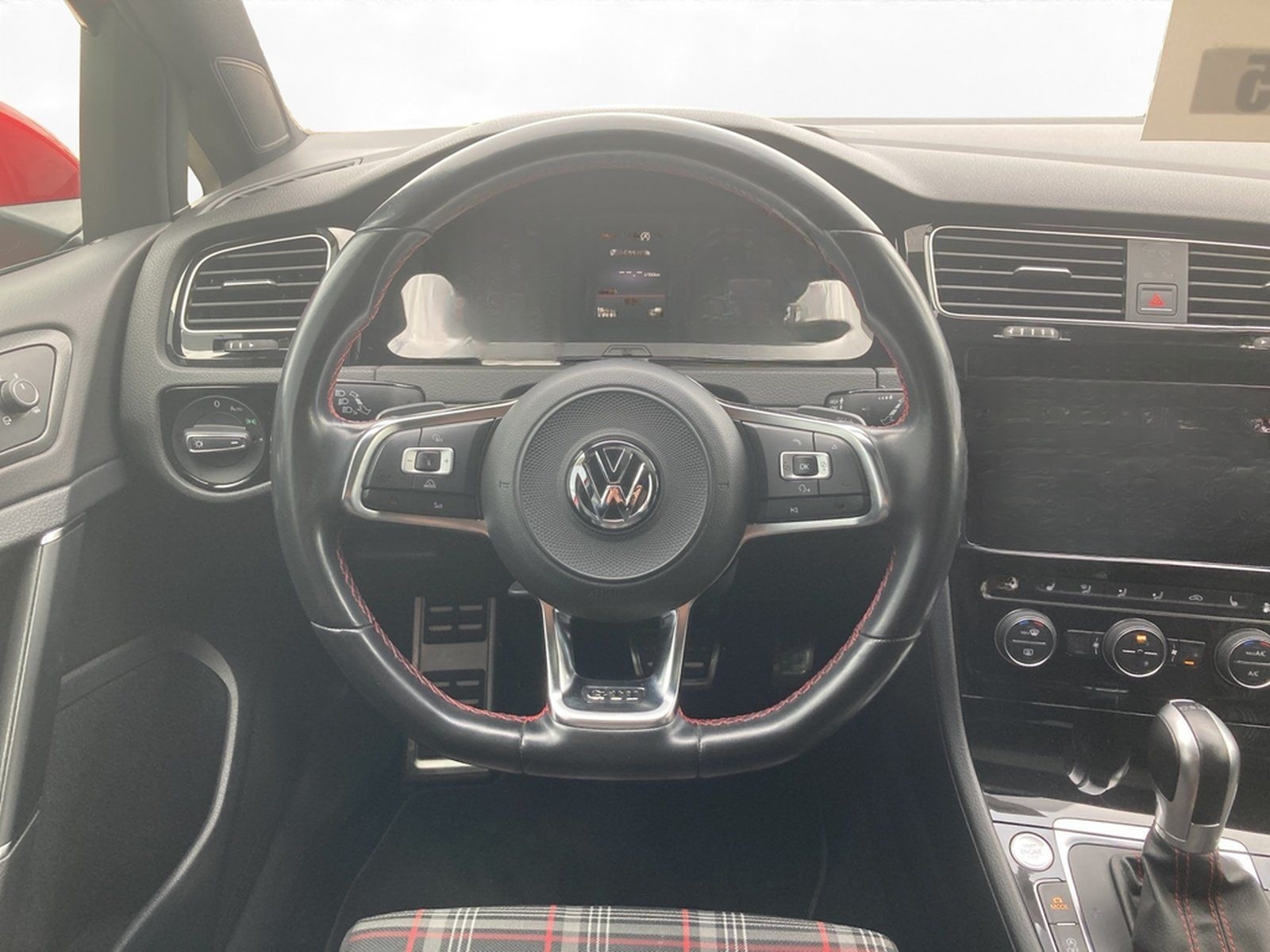 Volkswagen Golf VII GTI 2.0 TSI DSG | PANO | NAVI | ACC | foto 9