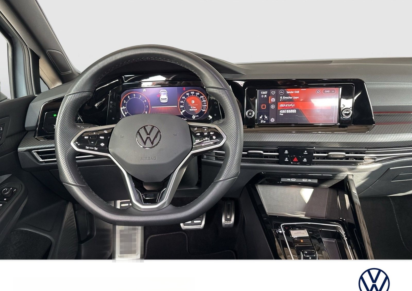 Volkswagen Golf VIII 1.5 eTSI R-LINE VIRTUALCOCKPIT CARPLAY foto 8