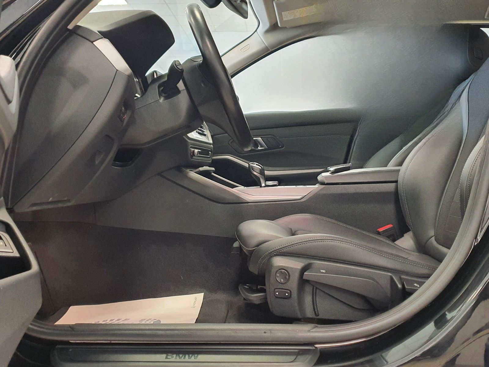 BMW 318d Advantage Aut/Navi/SportSitze/Tempomat foto 13