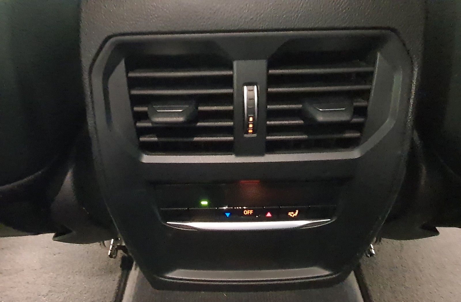 BMW 318d Advantage Aut/Navi/SportSitze/Tempomat foto 24