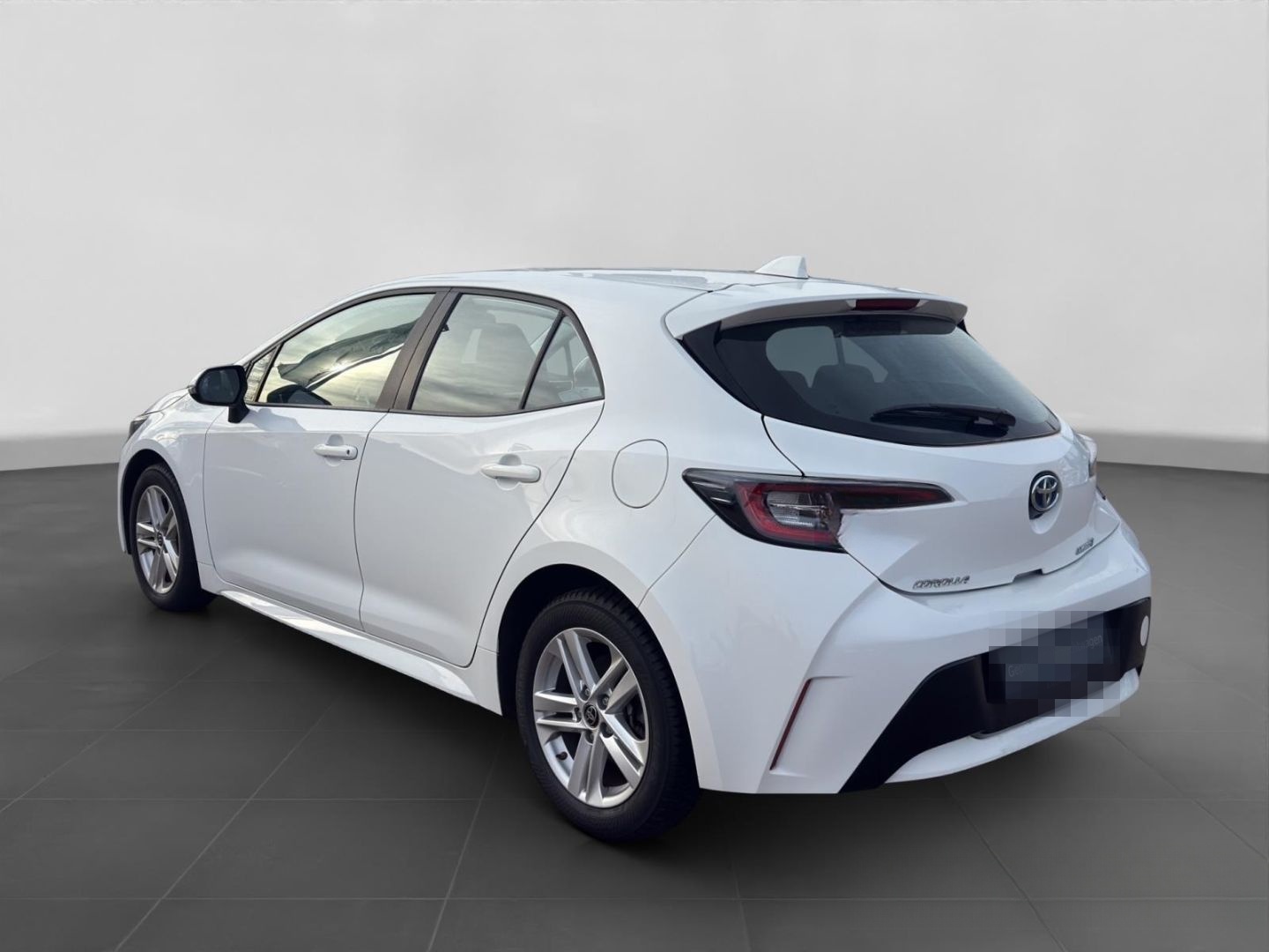 Toyota Corolla 1,8 Hybrid Comfort Kamera Tempomat foto 3
