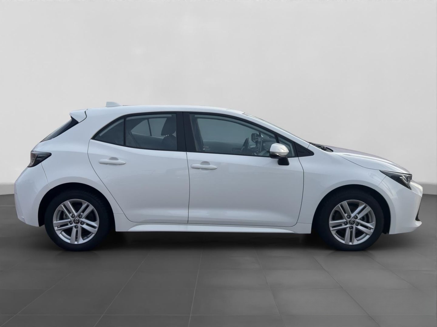 Toyota Corolla 1,8 Hybrid Comfort Kamera Tempomat foto 5