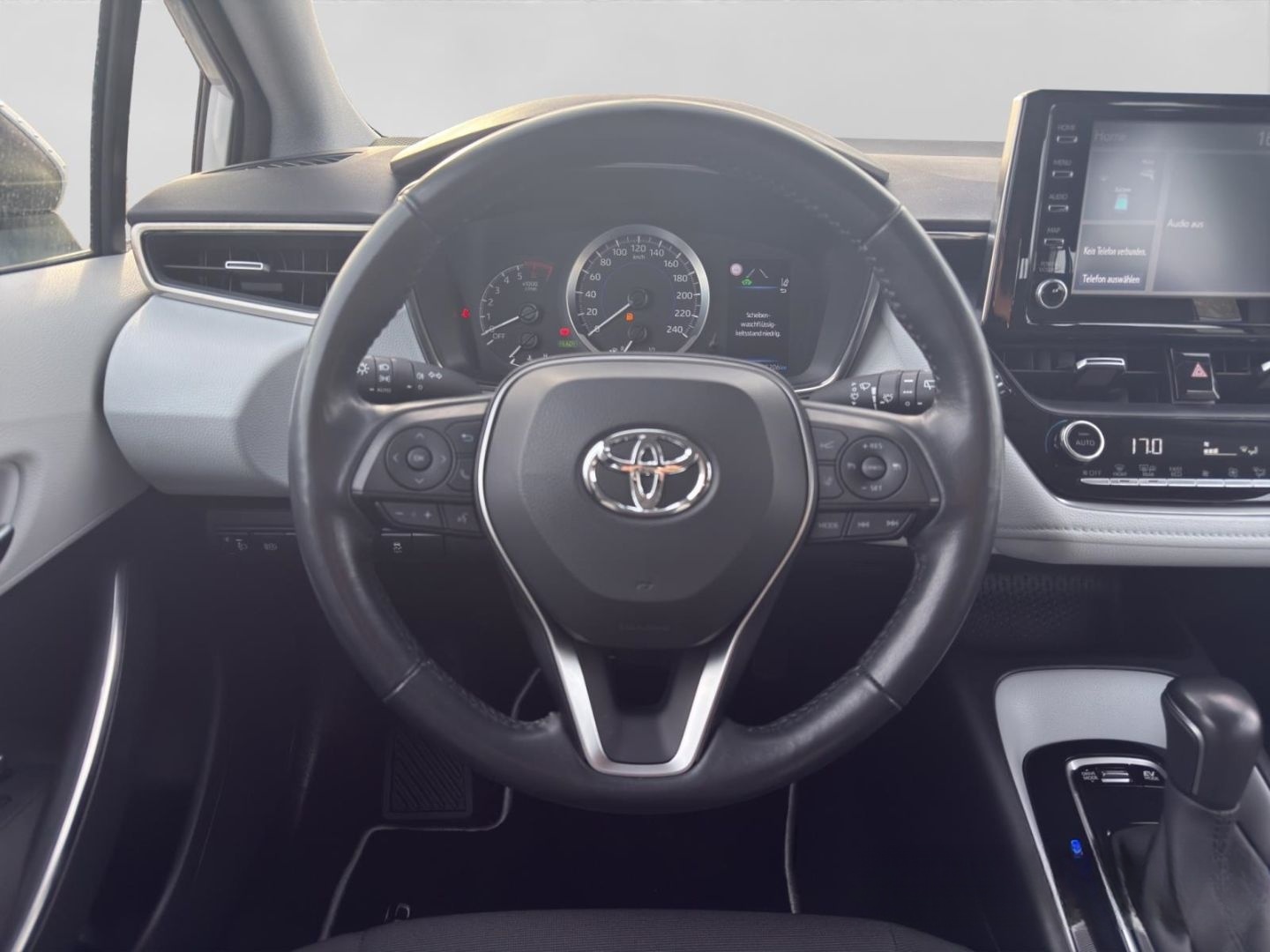 Toyota Corolla 1,8 Hybrid Comfort Kamera Tempomat foto 8