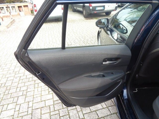 Toyota Corolla Touring Sports 1.8 Hybrid Busines foto 12
