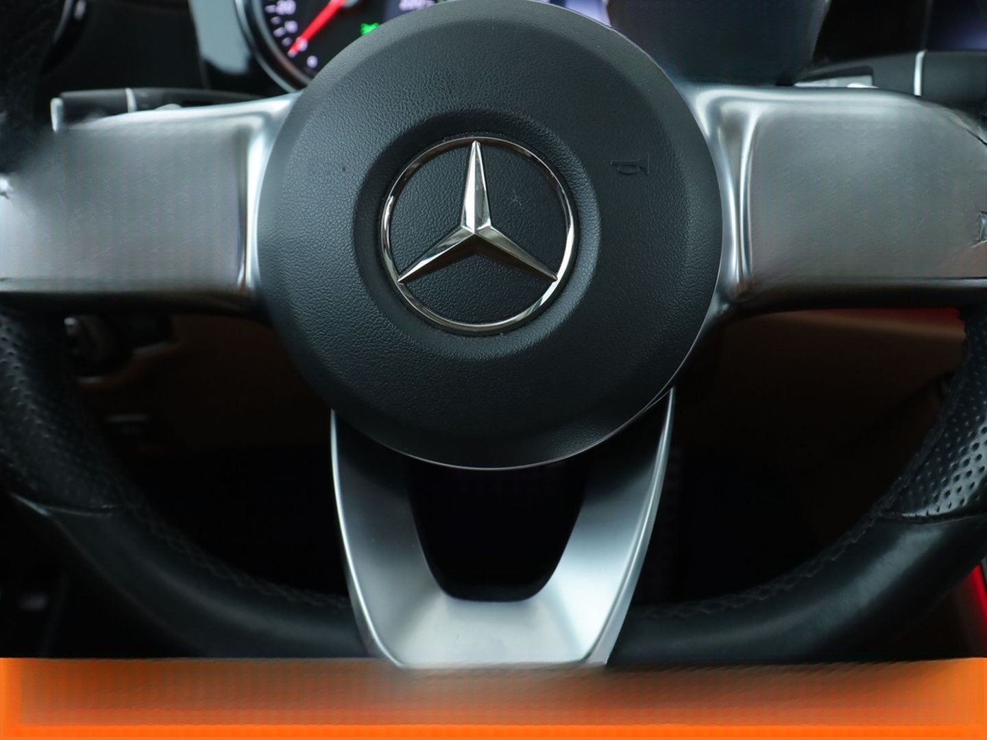 Mercedes-Benz E 200 T AMG Line Aut.*LED*ACC*PDC*4xSHZ foto 19