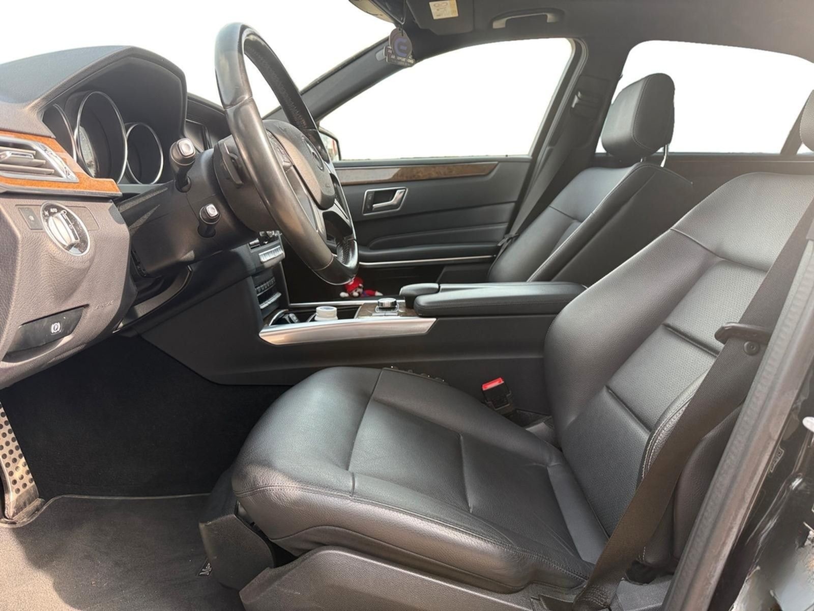 Mercedes-Benz E 500 V8/NAVI/SITZH/H&K/4MATIC foto 11