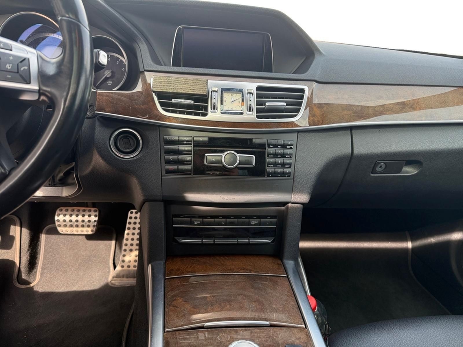 Mercedes-Benz E 500 V8/NAVI/SITZH/H&K/4MATIC foto 18