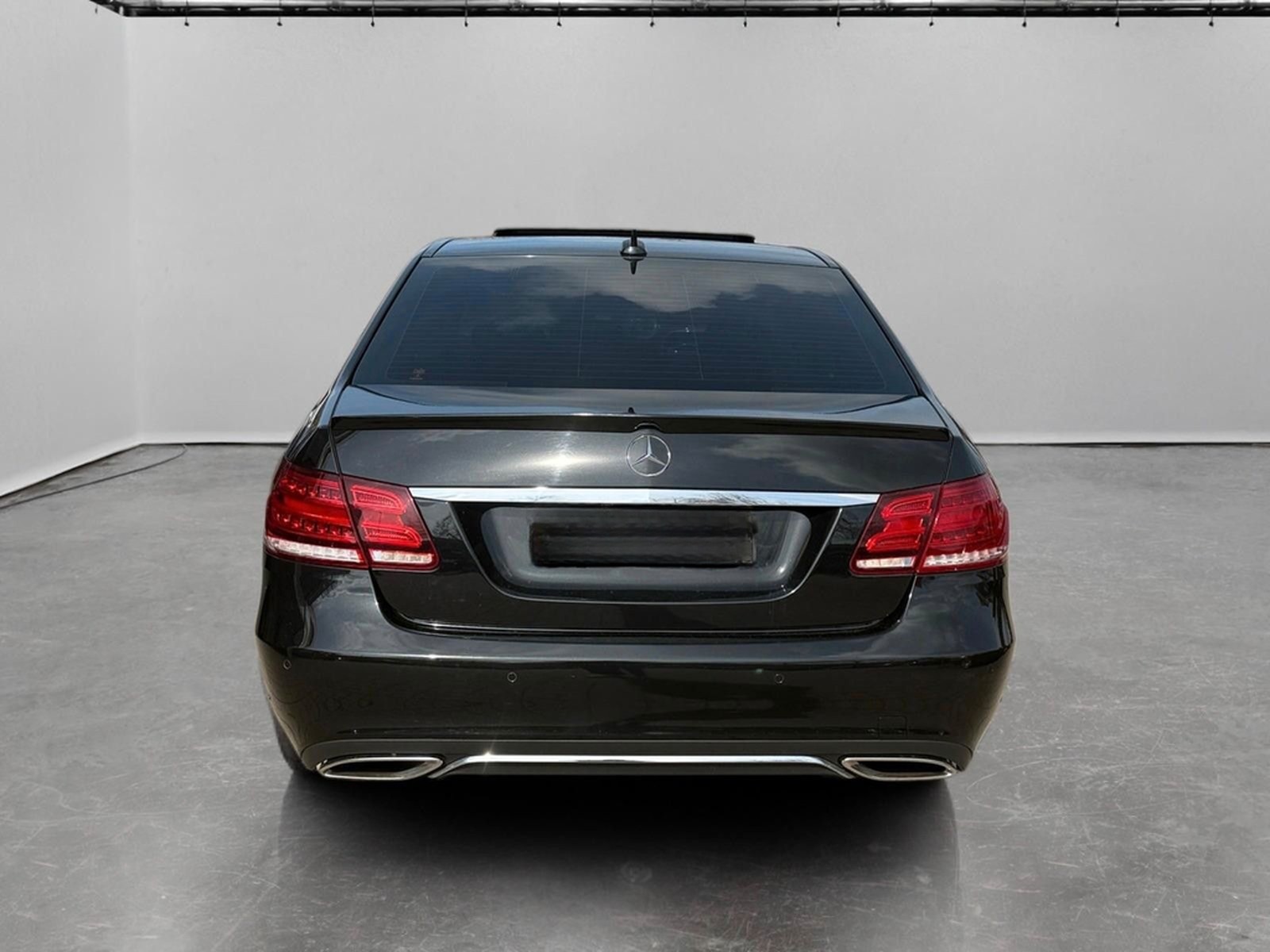 Mercedes-Benz E 500 V8/NAVI/SITZH/H&K/4MATIC foto 4