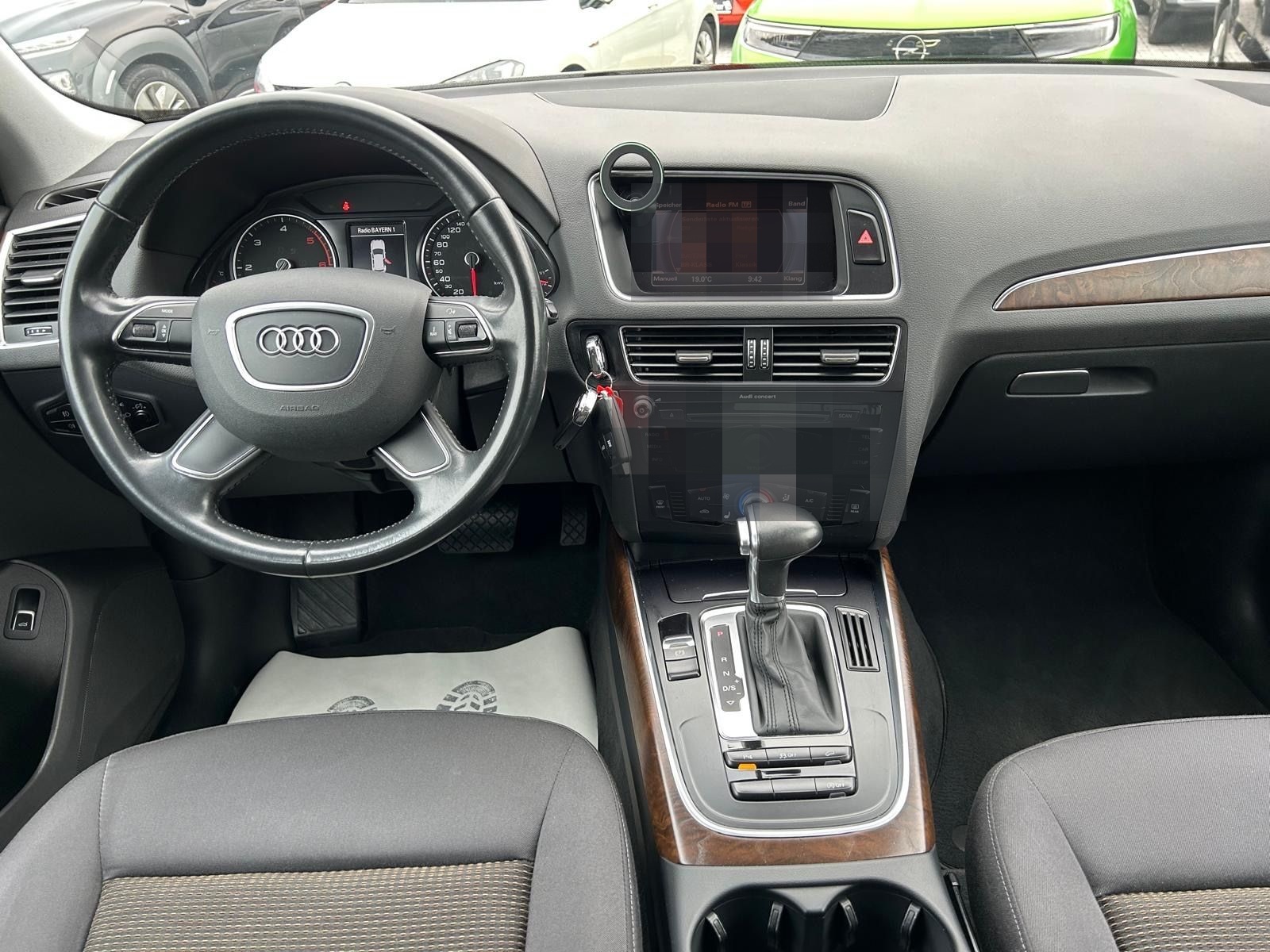 Audi Q5 2.0 TDI quattro°190 PS°S Line°AHK°Standheizun foto 10