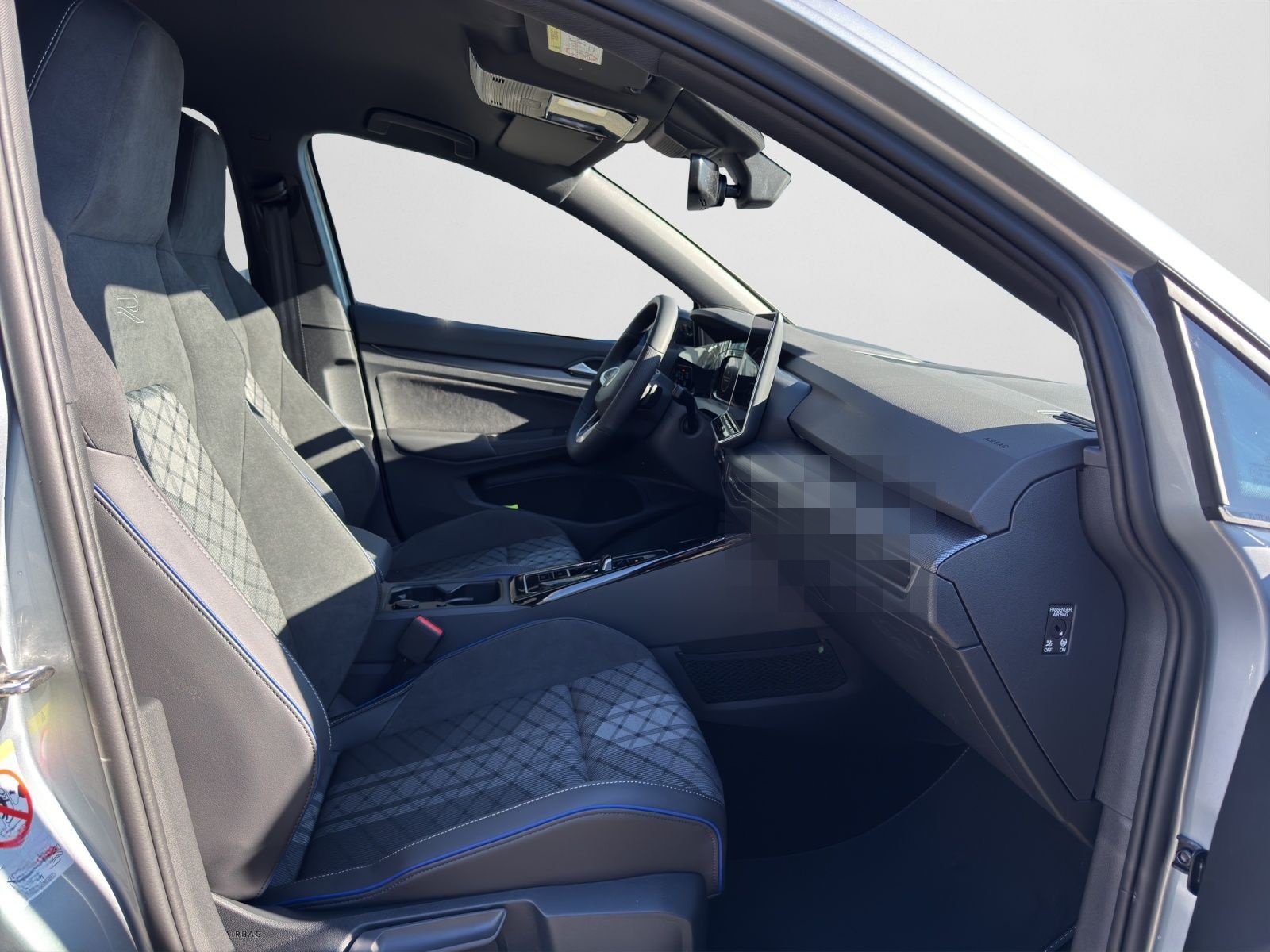 Volkswagen Golf R-Line 1,5 l eTSI OPF 110 kW (150 PS) 7-Gan foto 4