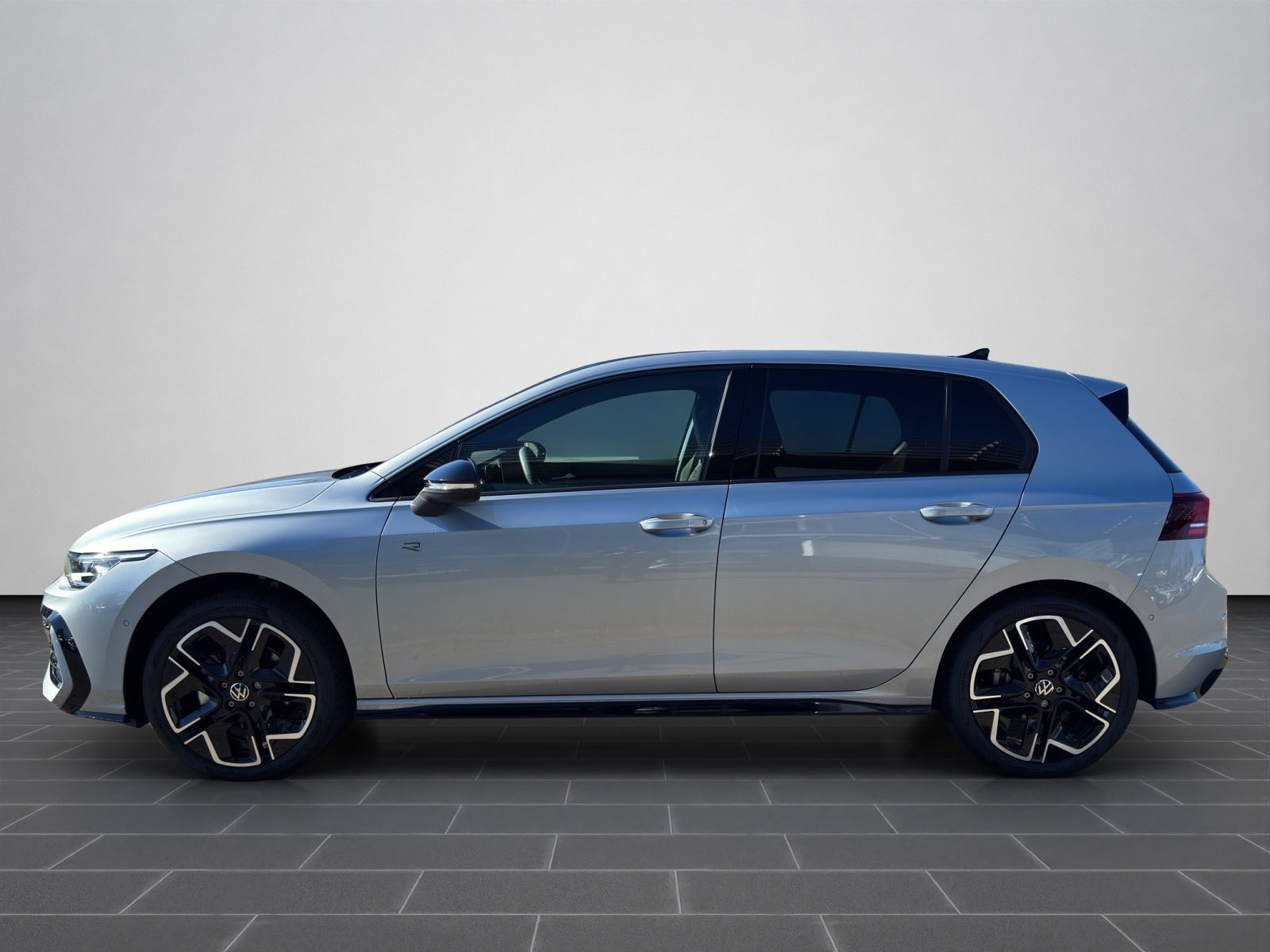 Volkswagen Golf R-Line 1,5 l eTSI OPF 110 kW (150 PS) 7-Gan foto 7