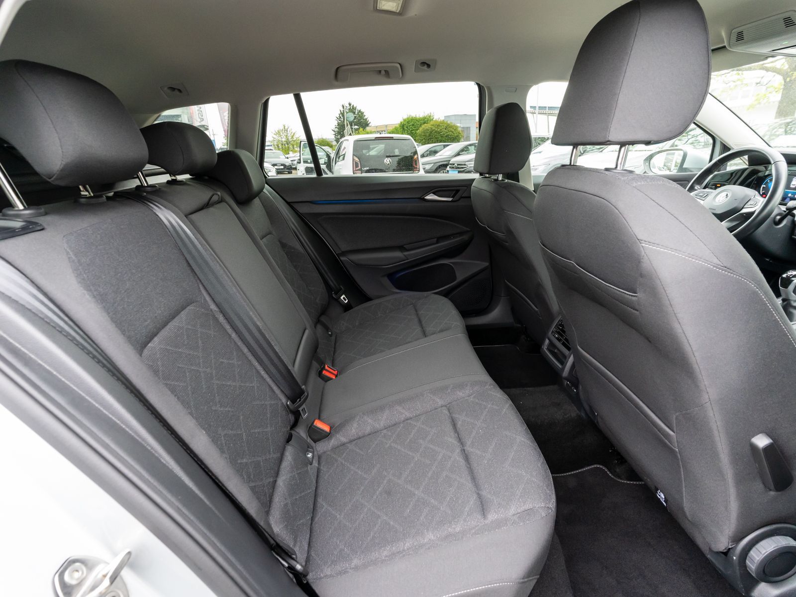 Volkswagen Golf Variant Life 2,0 TDI Navi ACC Klima SHZ LED foto 8