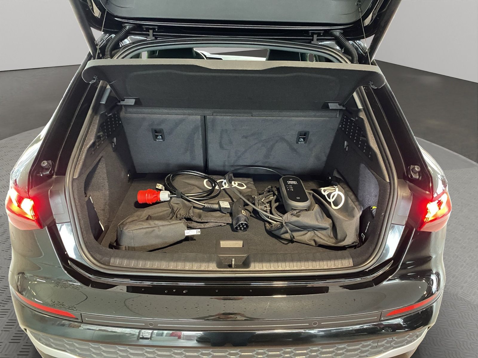 Audi A3 Sportback Advanced (AHK.NAVI.SHZ.PDC PLUS.GRA foto 9