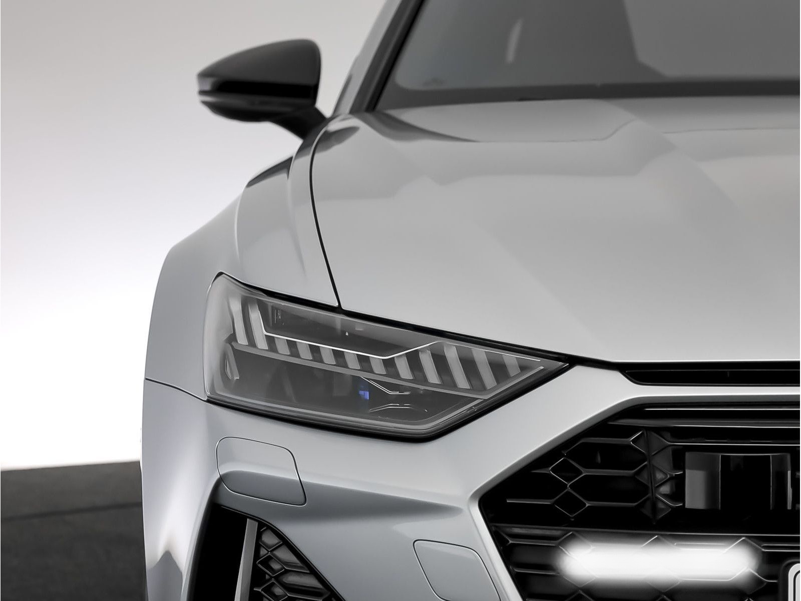 Audi RS6 Avant Dynamik/Pano/StdHzg/B&O/Laser foto 11