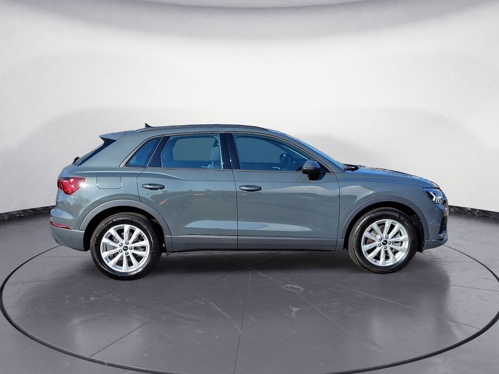 Audi Q3 40 TFSI quattro S tronic foto 6