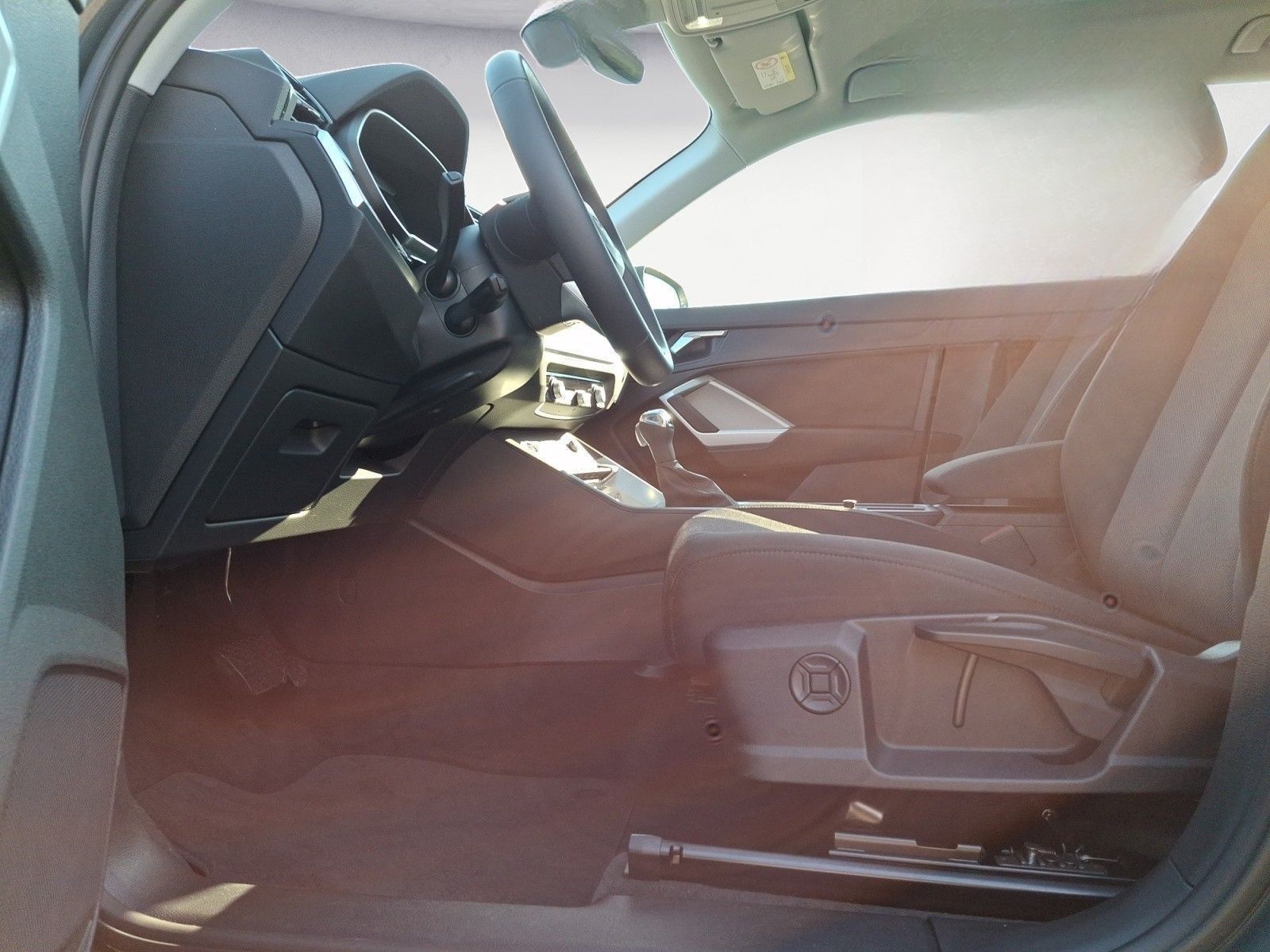 Audi Q3 40 TFSI quattro S tronic foto 8