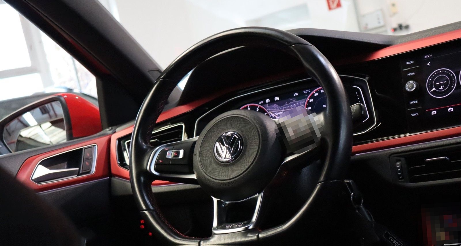 Volkswagen Polo VI 2,0 TSI GTI DSG Navi Virtual LED CarPlay foto 19