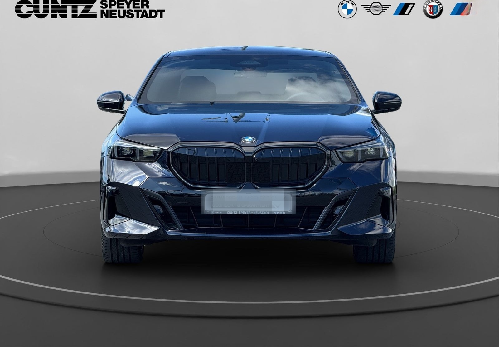 BMW 520i Limousine ab 1,99% eff. / M Paket Pro Panor foto 2