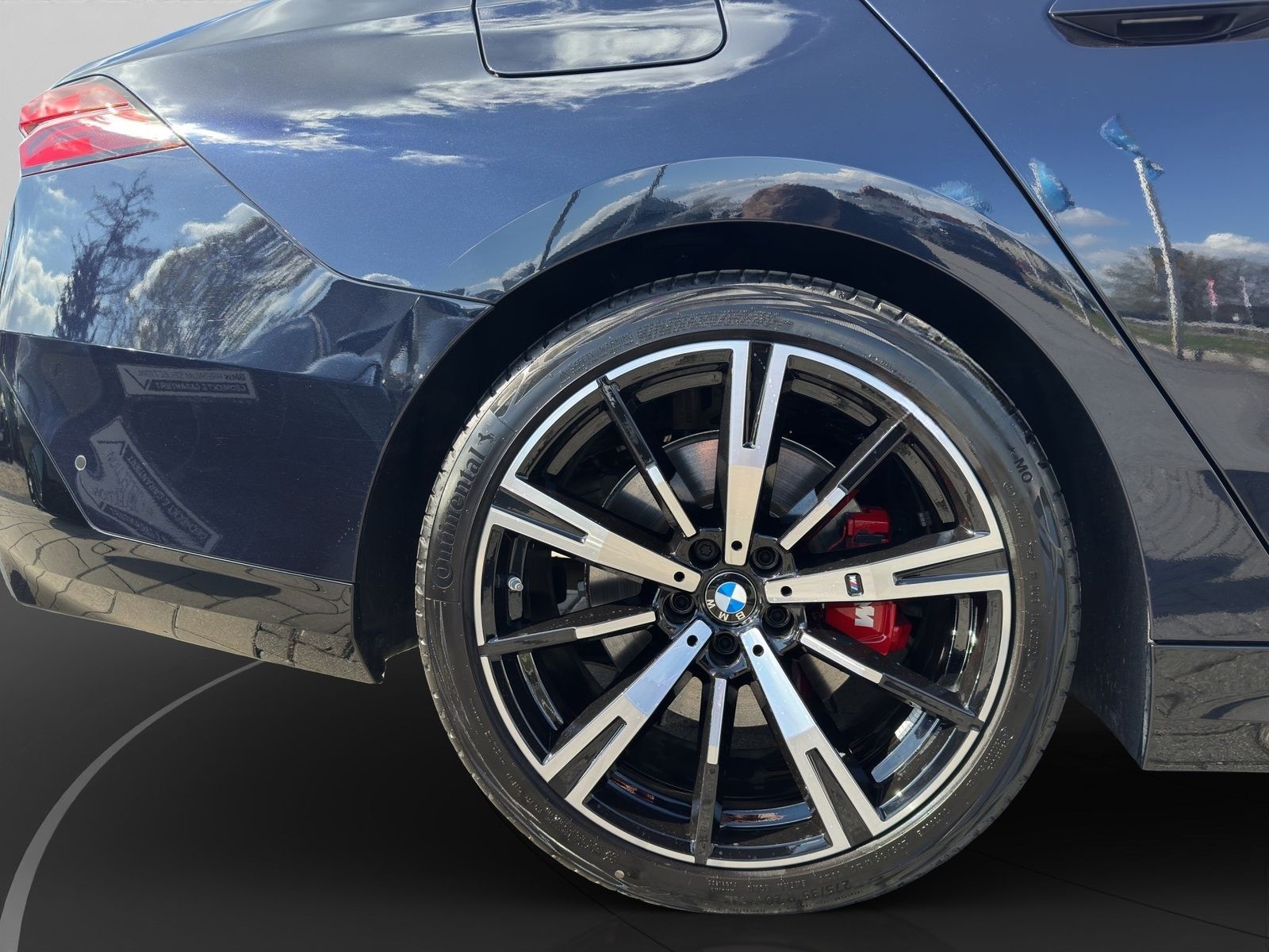 BMW 520i Limousine ab 1,99% eff. / M Paket Pro Panor foto 12