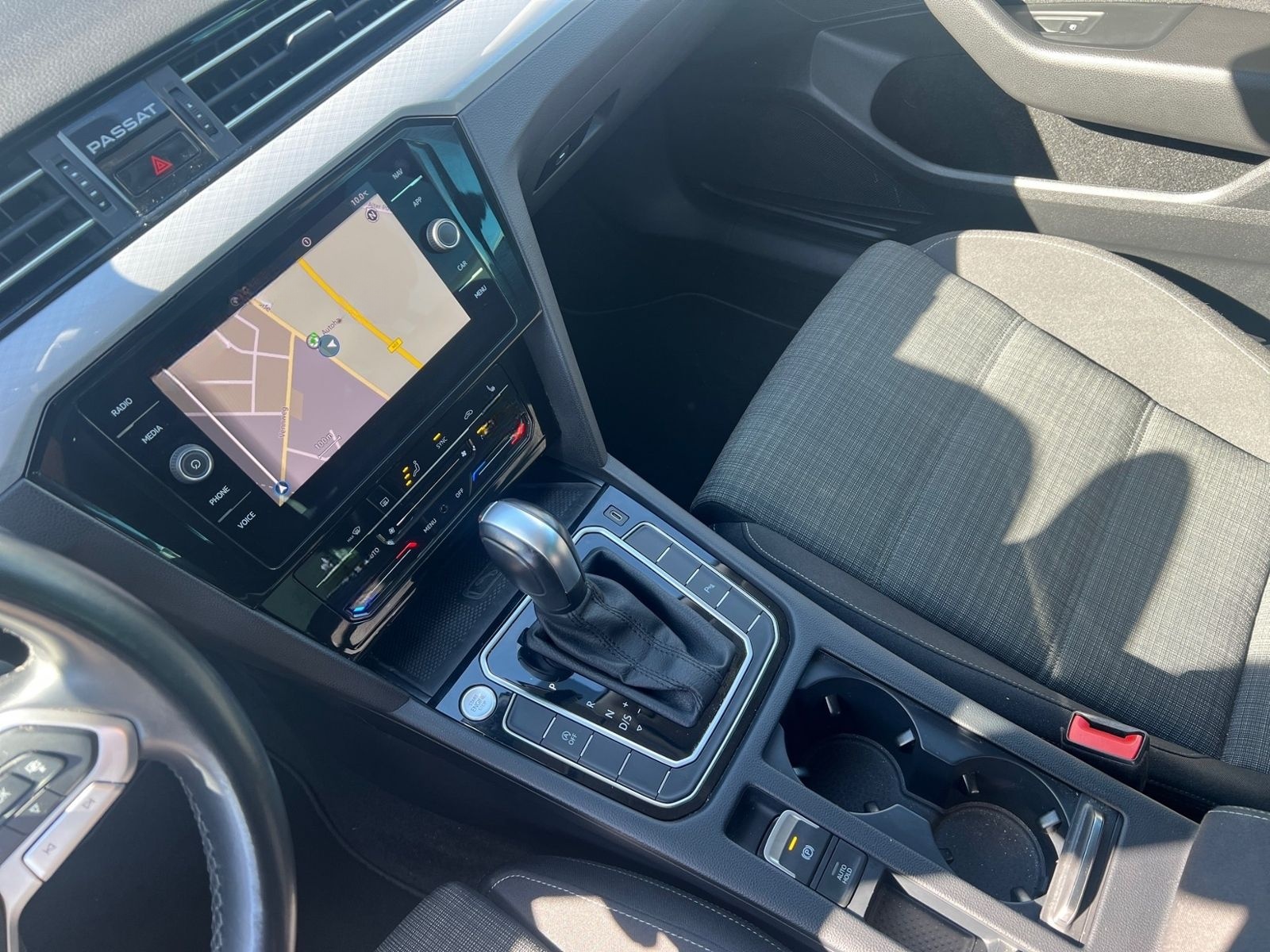 Volkswagen Passat Variant 2.0 TDI DSG BUSINESS +LED +ACC +R foto 23