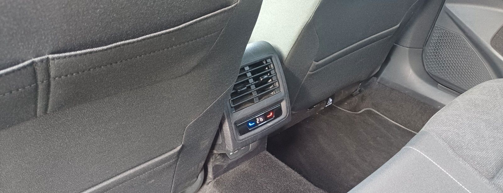 Volkswagen Golf Life 1.5 eTSI DSG-Navi-Kamera-Alu-AHKschwen foto 13