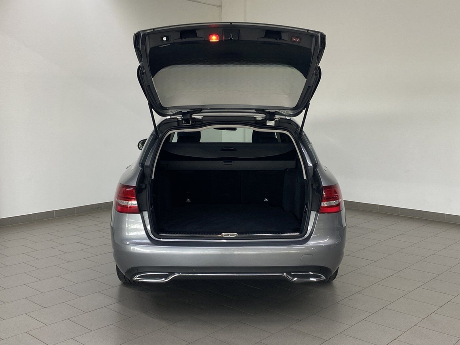 Mercedes-Benz C 180 T AVANTGARDE+AHK+MULTIBEAM LED+NAVI+PTC foto 12