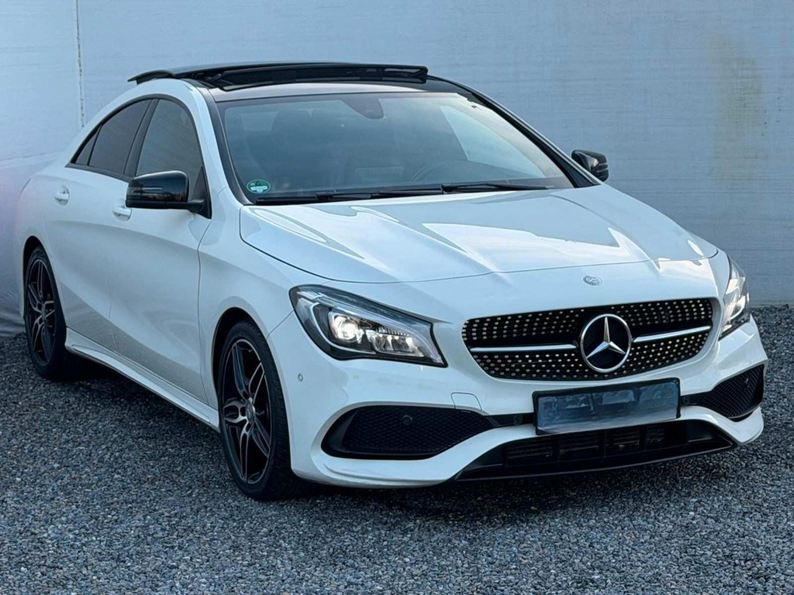 Mercedes-Benz CLA 200 Limousine CDI / d  7G-DCT "AMG Line PANO foto 3