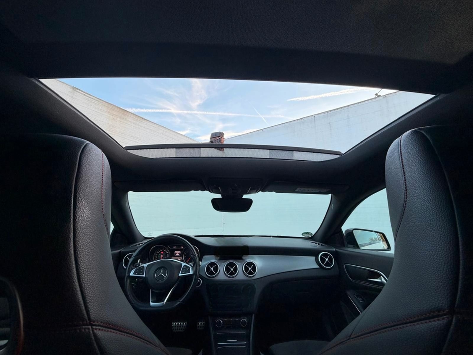 Mercedes-Benz CLA 200 Limousine CDI / d  7G-DCT "AMG Line PANO foto 23