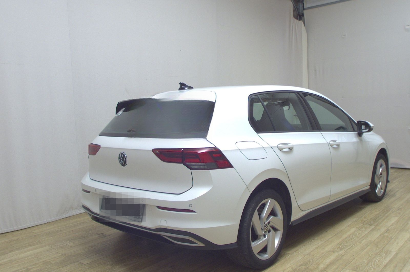 Volkswagen Golf-8 GTE 1.4 TSI eHybrid Navi LED DC PDC foto 4