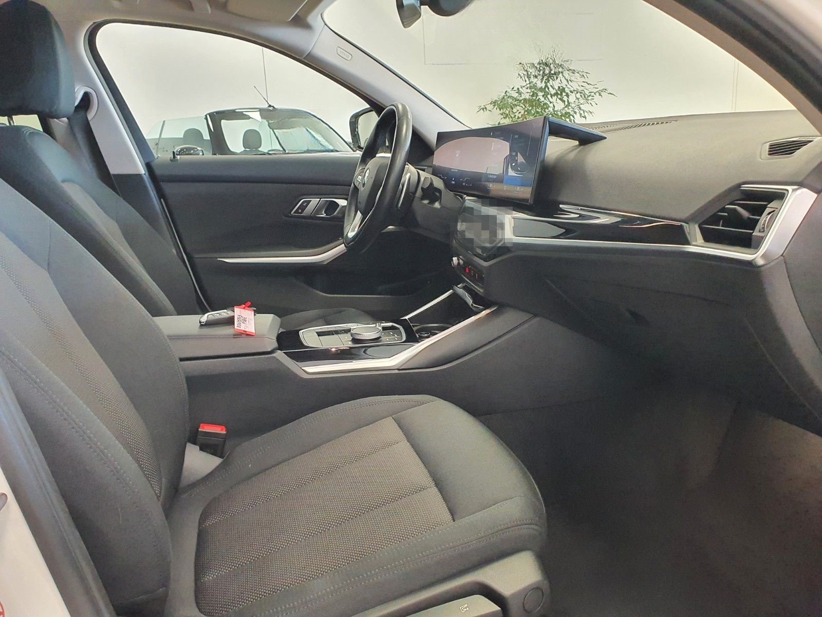 BMW 318d Aut/Navi/Stop&Go/StandHeiz/DriveAss foto 15
