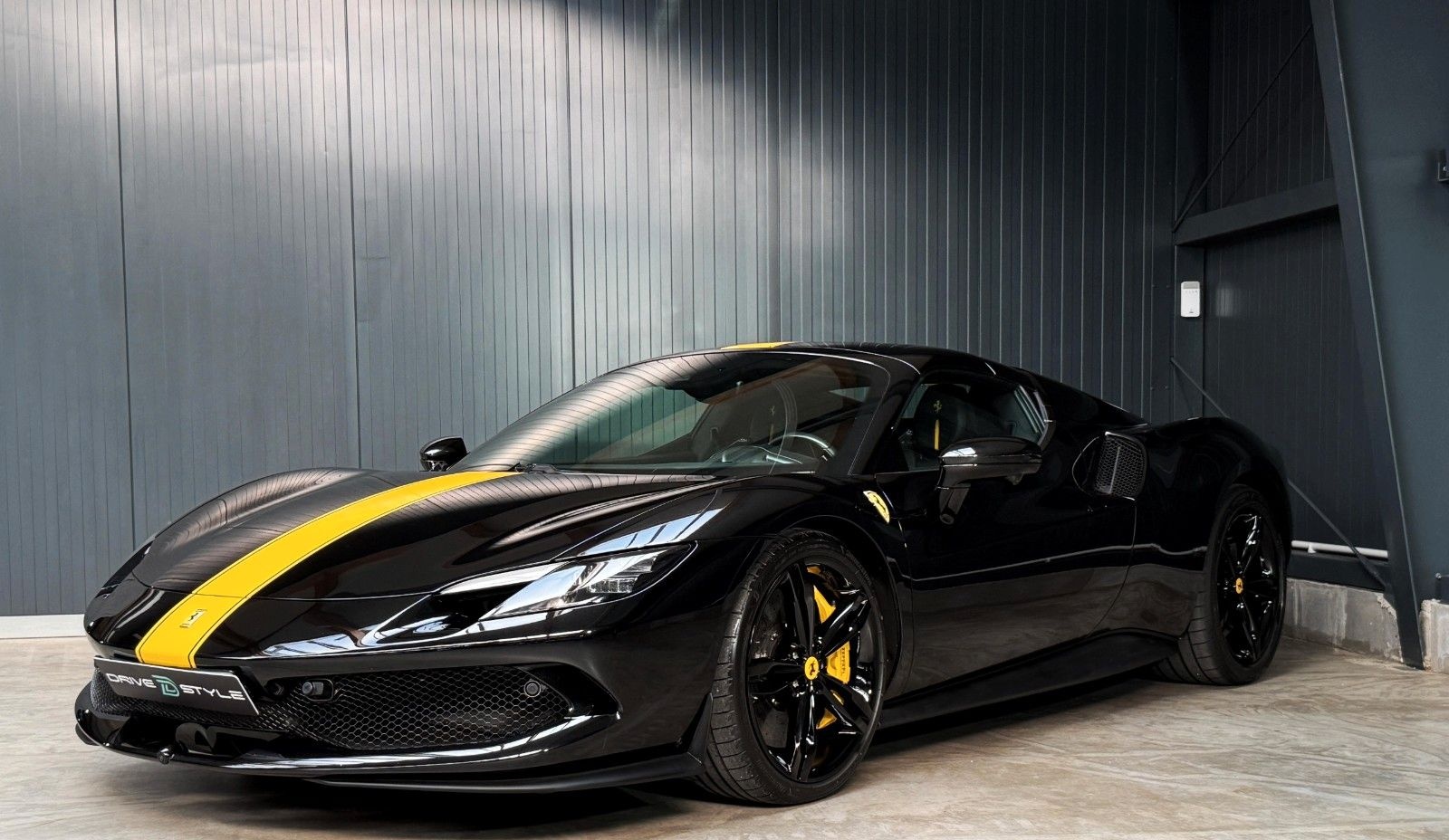 Ferrari 296 GTS + Nero Extracampione + Racing Seats foto 2