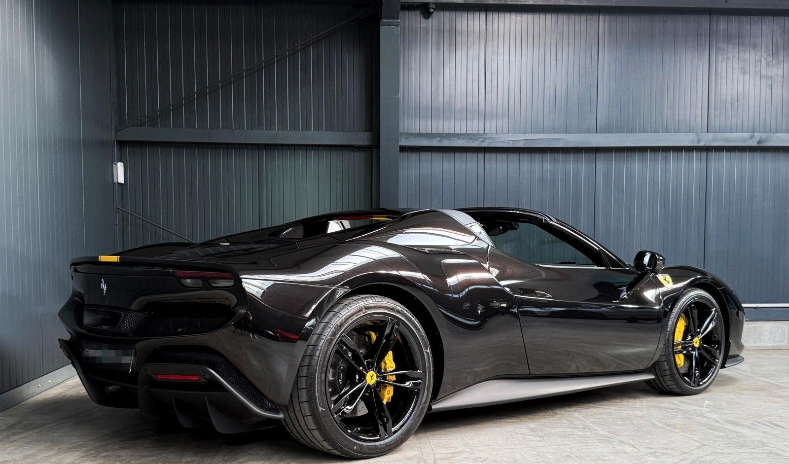 Ferrari 296 GTS + Nero Extracampione + Racing Seats foto 14