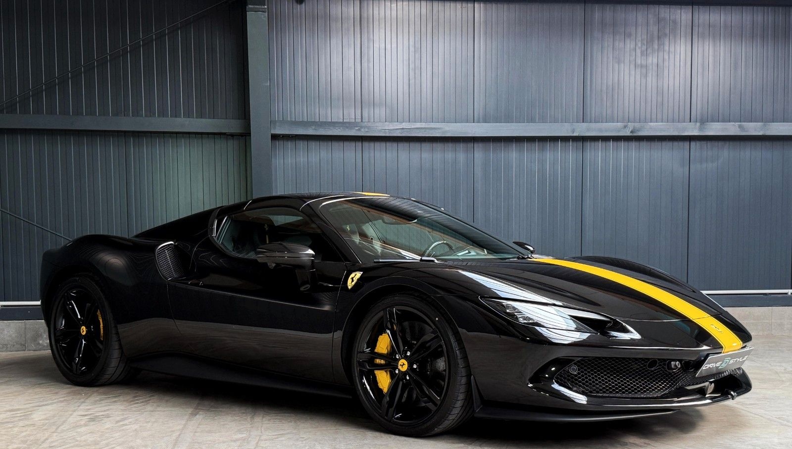 Ferrari 296 GTS + Nero Extracampione + Racing Seats foto 4
