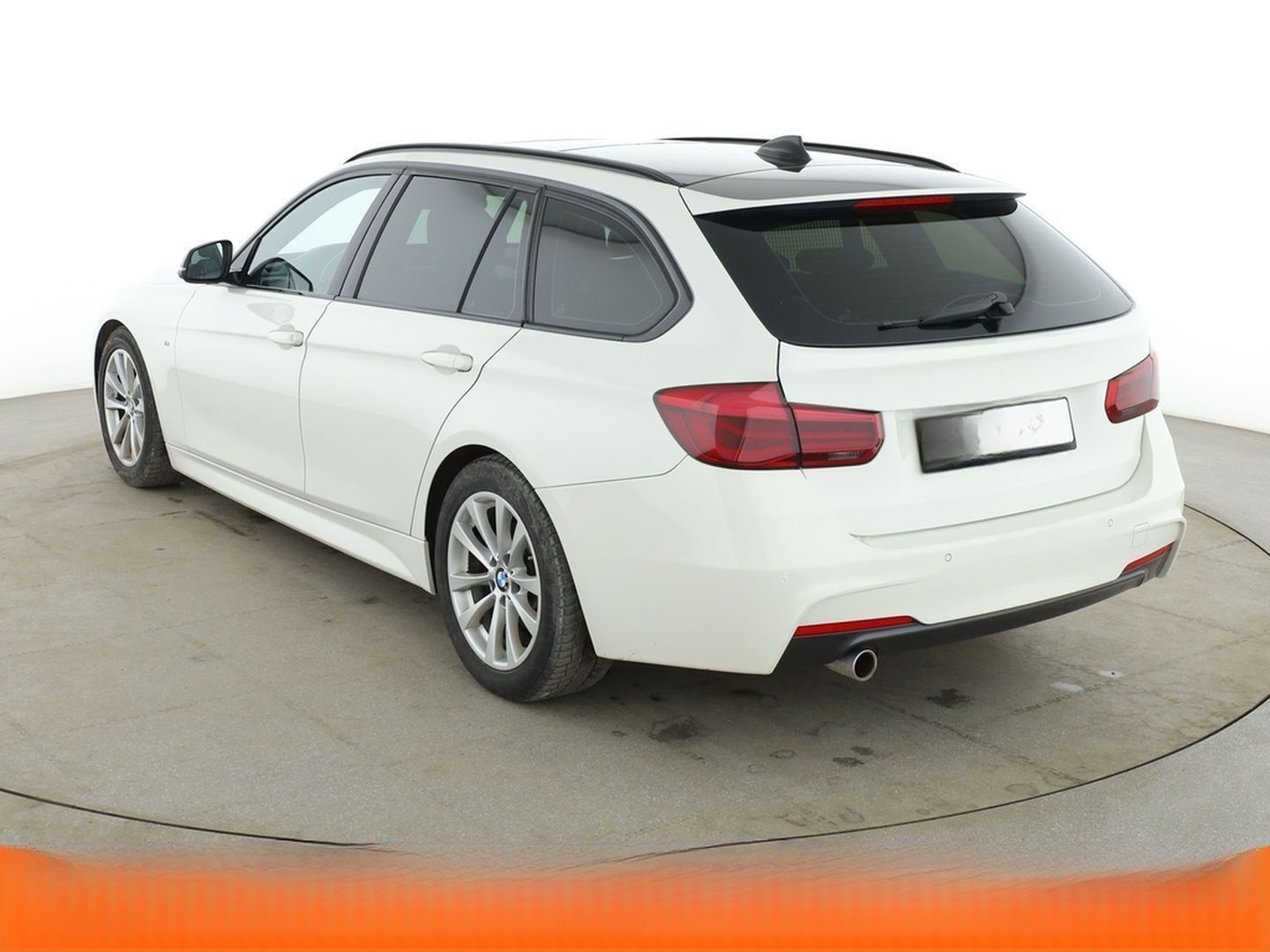 BMW 318d M Sport *NAVI*LED*PANO*PDC*TEMPO*SHZ* foto 4