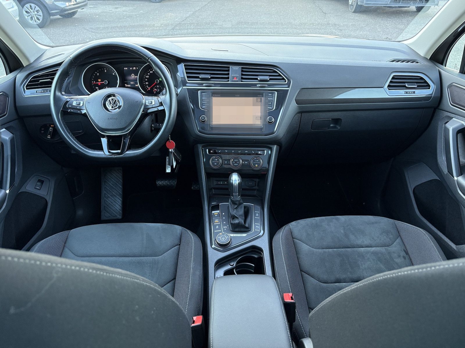 Volkswagen Tiguan 2.0 TDI HIGHLINE/4x4/PANO/STANDHEIZUNG foto 14