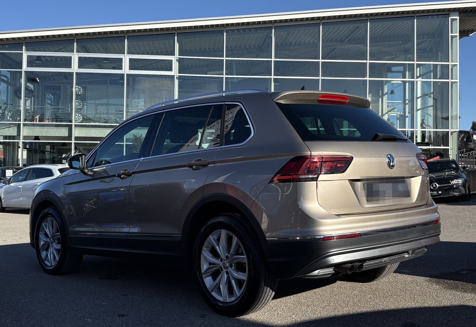 Volkswagen Tiguan 2.0 TDI HIGHLINE/4x4/PANO/STANDHEIZUNG foto 5