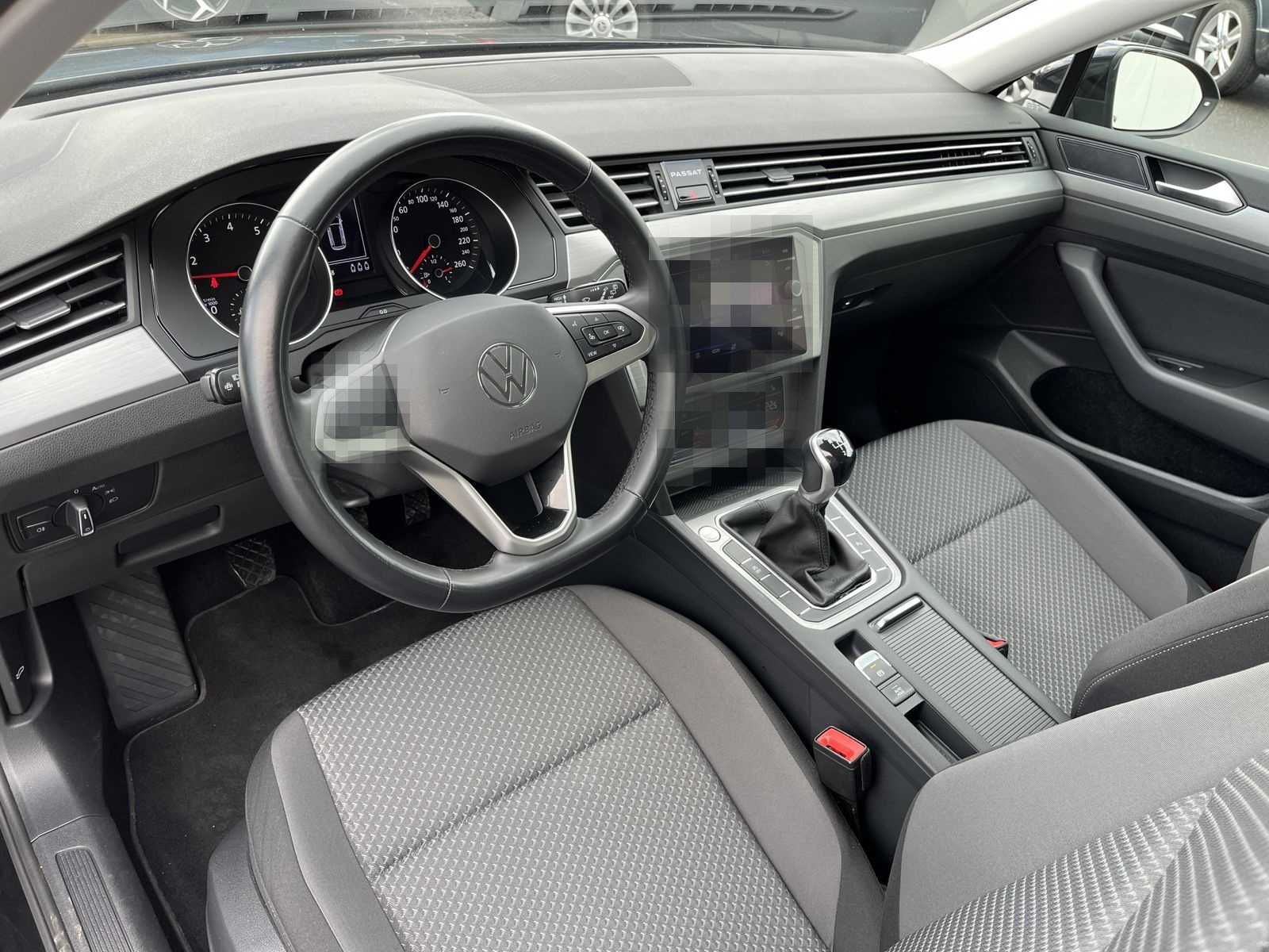 Volkswagen Passat Variant 1.5 TSI Conceptline 141€ m.20% An foto 10