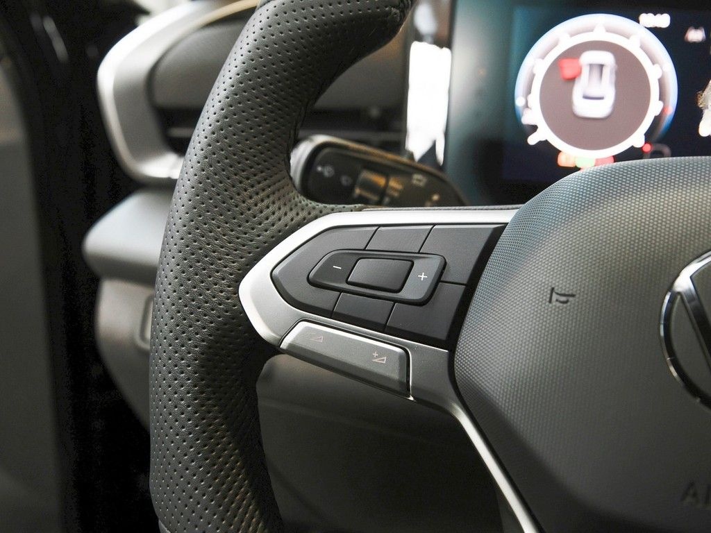 Volkswagen T-Roc 1.5 eTSI DSG R-Line AHK, IQ-Light, Navi VS foto 15