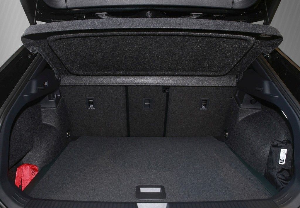 Volkswagen T-Roc 1.5 eTSI DSG R-Line AHK, IQ-Light, Navi VS foto 6