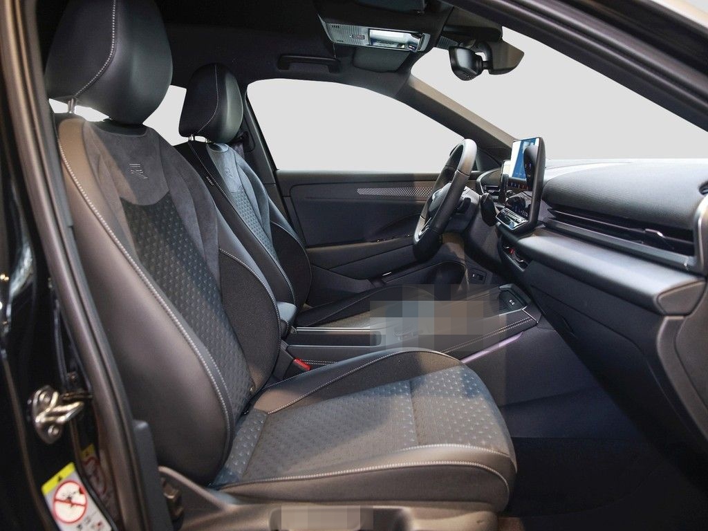 Volkswagen T-Roc 1.5 eTSI DSG R-Line AHK, IQ-Light, Navi VS foto 7