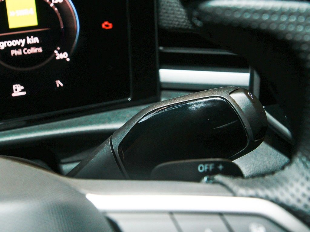 Volkswagen T-Roc 1.5 eTSI DSG R-Line AHK, IQ-Light, Navi VS foto 15