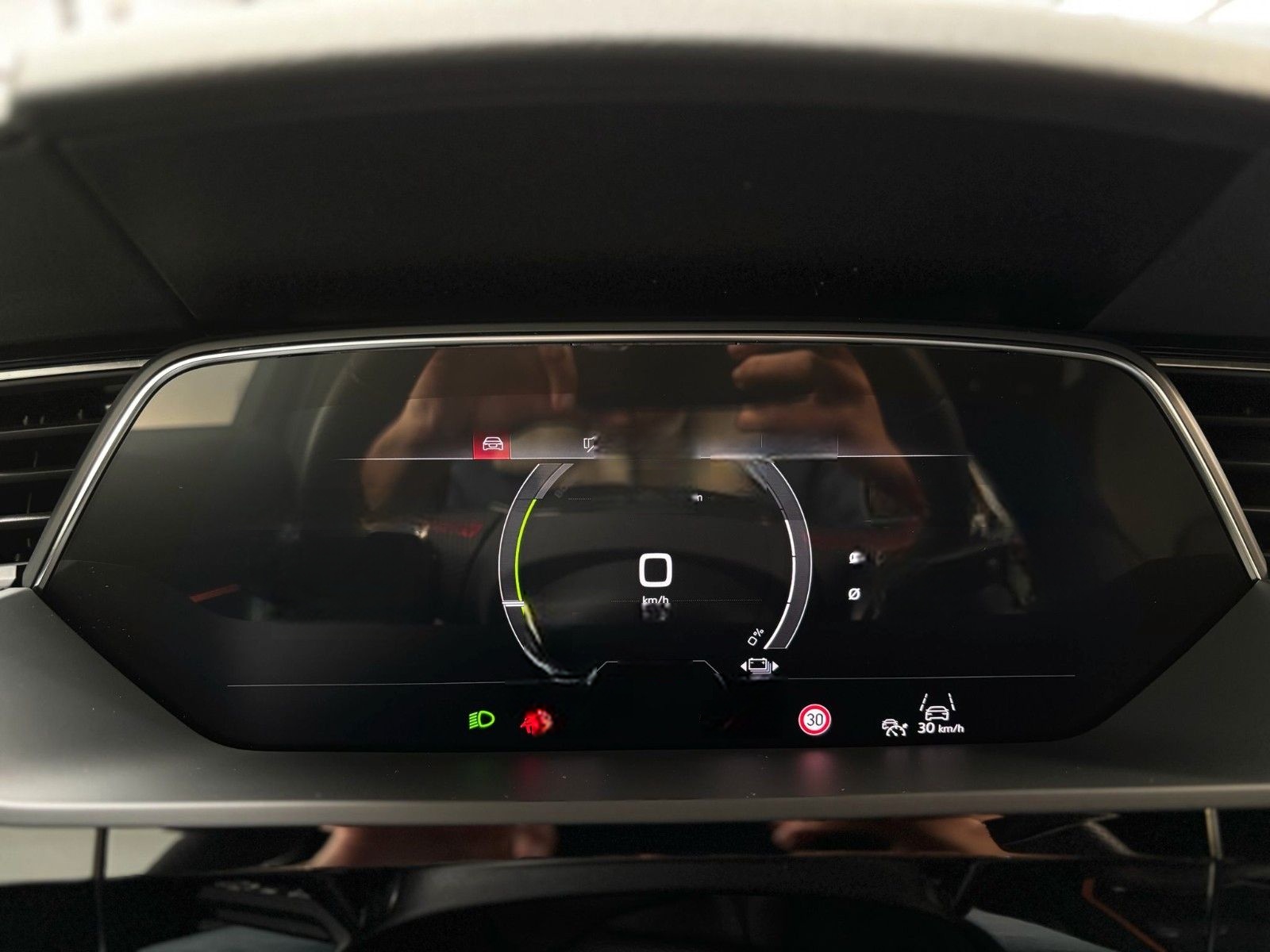 Audi Q8 e-tron 55 quattro S-line MATRIX HUD 360° AHK foto 5