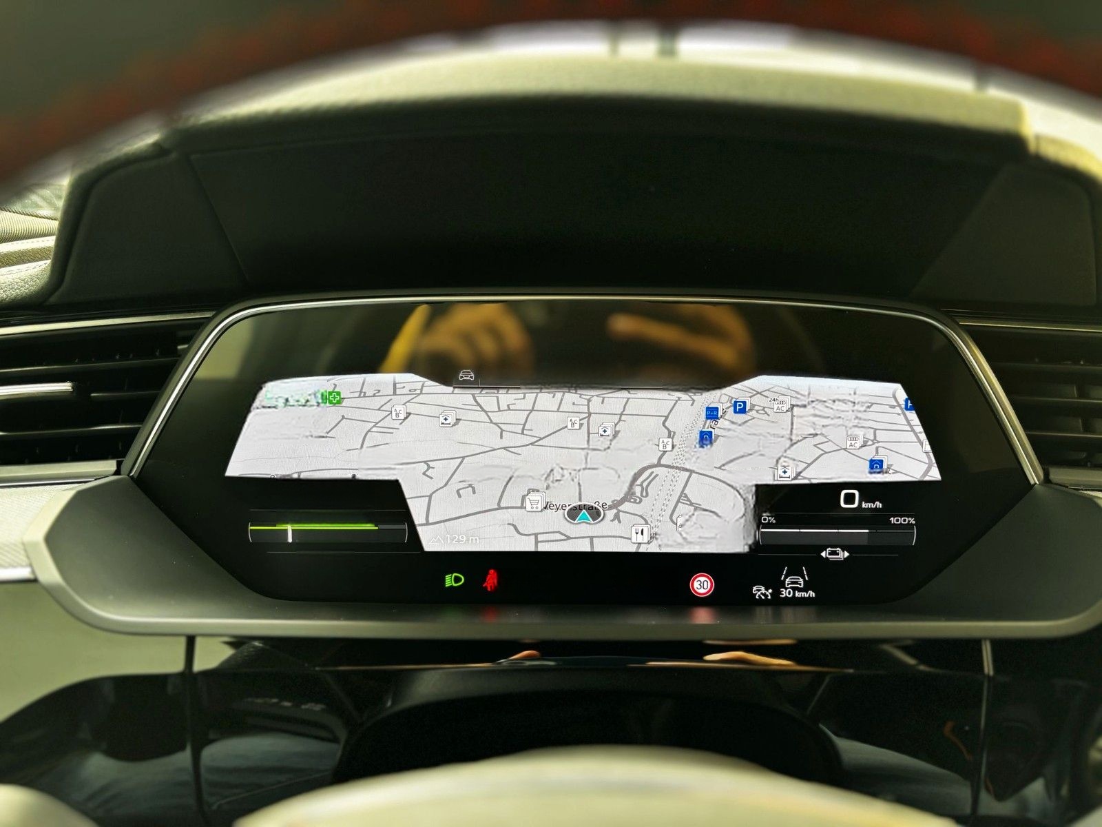 Audi Q8 e-tron 55 quattro S-line MATRIX HUD 360° AHK foto 6