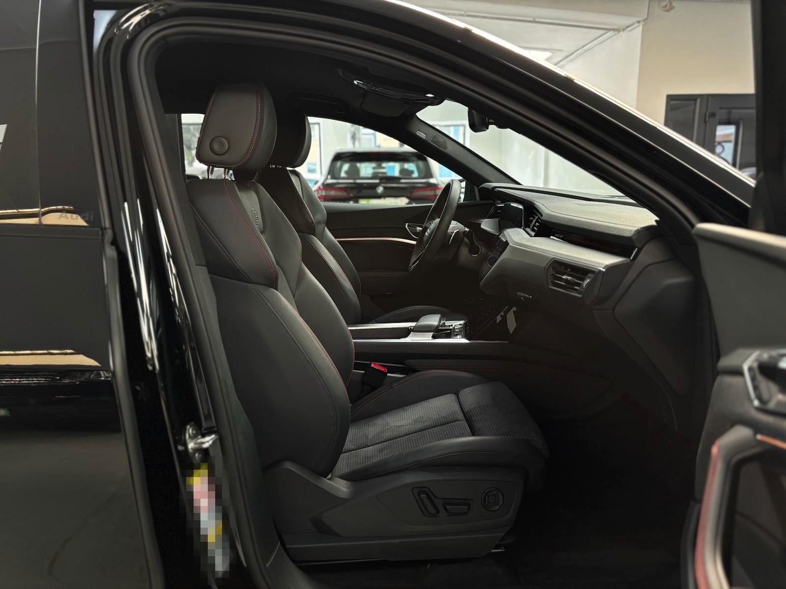 Audi Q8 e-tron 55 quattro S-line MATRIX HUD 360° AHK foto 9