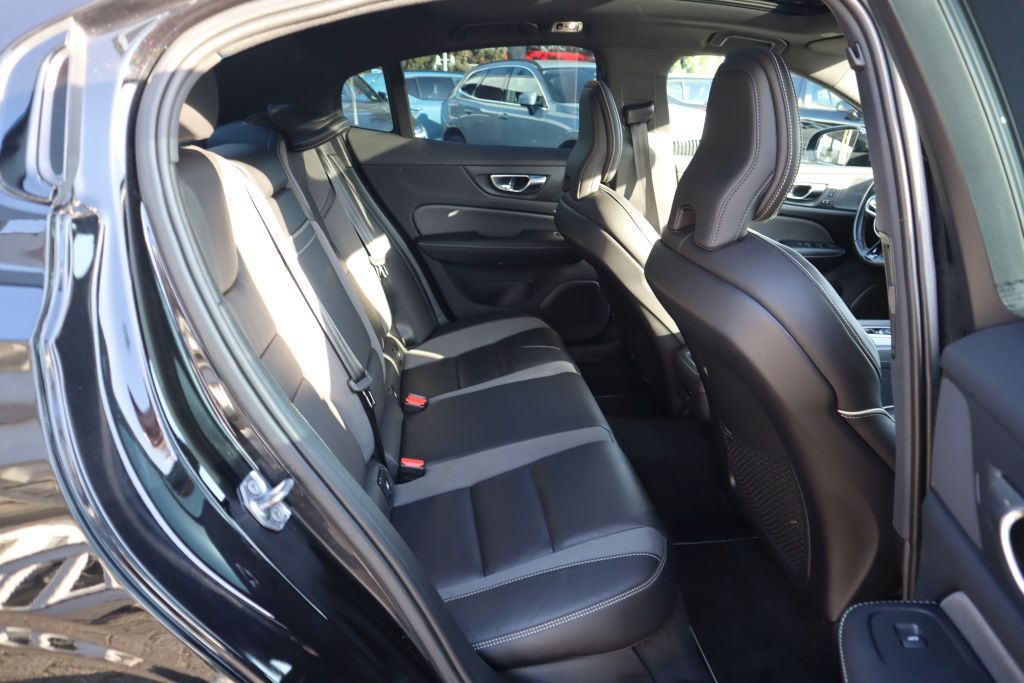 Volvo S60 T4 Geartronic RDesign|BLIS|NAVI|R-CAM|SHZG| foto 15