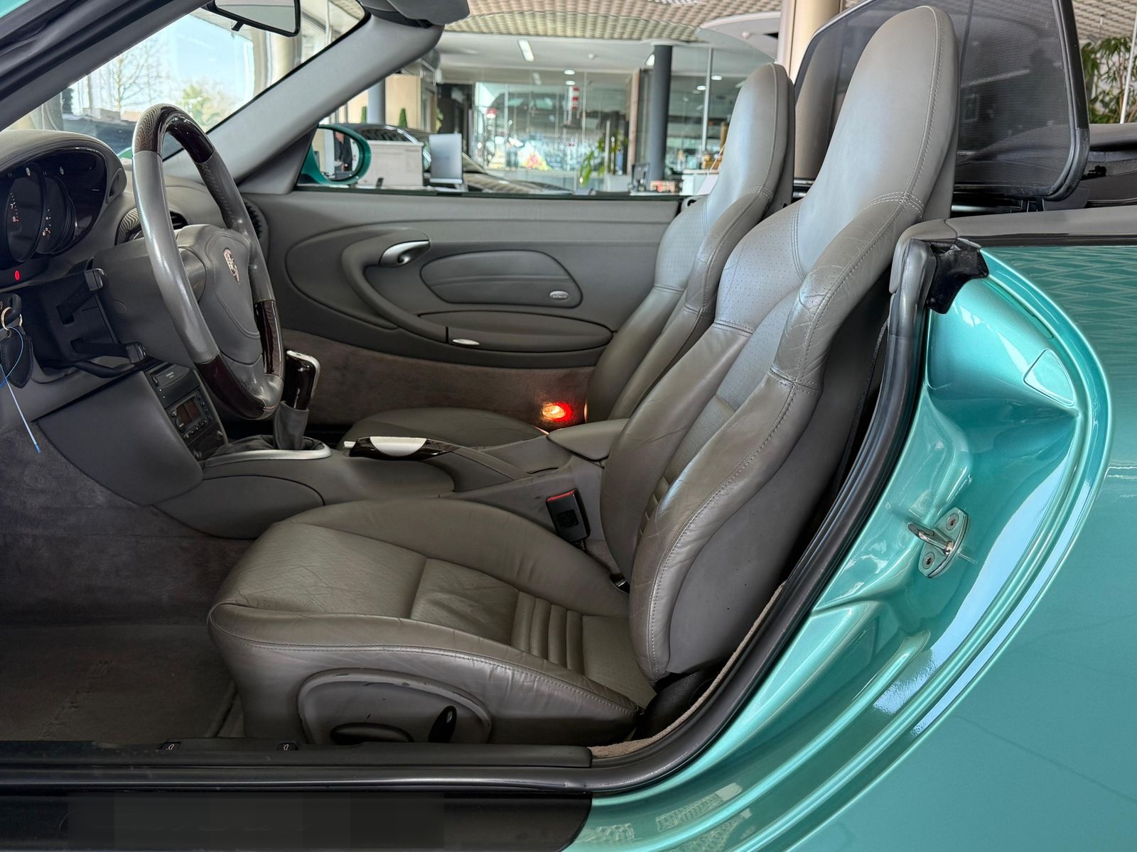 Porsche 911 (996) Carrera 4 Cabriolet SPORT-AGA/HARDTOP foto 11