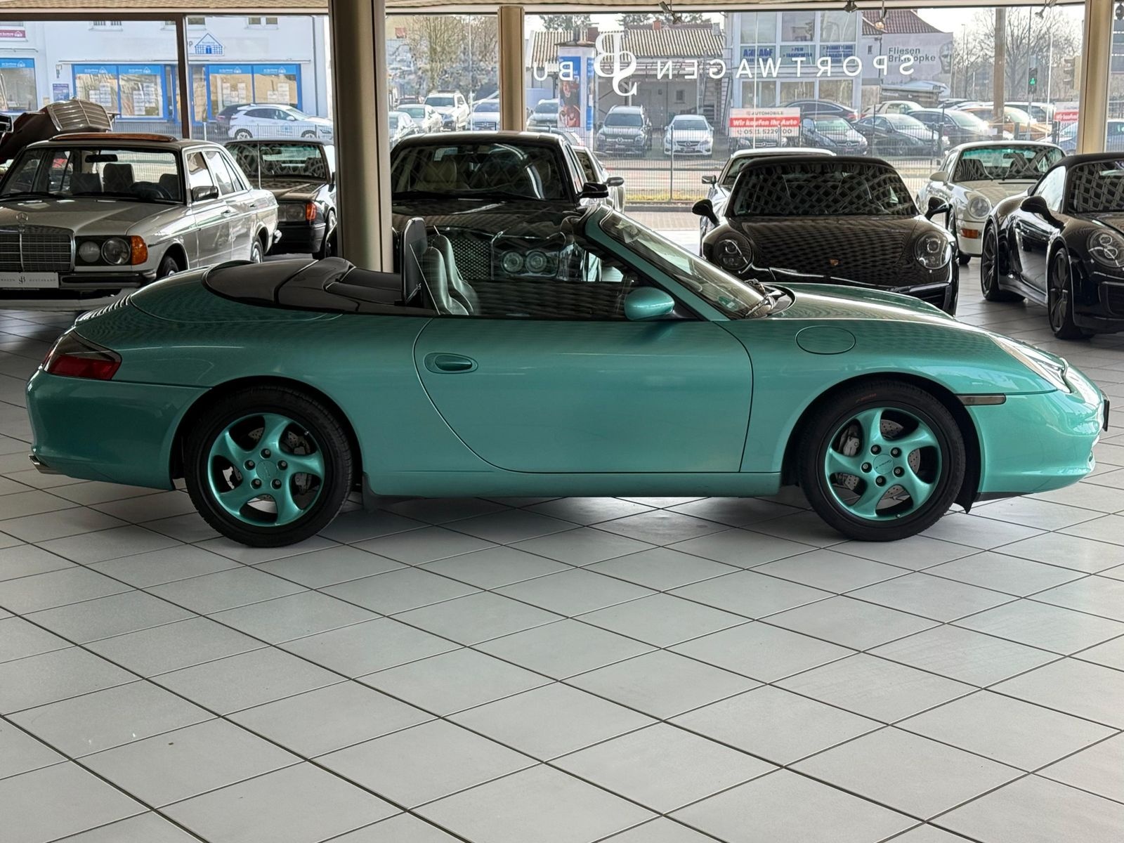 Porsche 996 911 Carrera 4 Cabriolet SPORT-AGA/HARDTOP foto 3